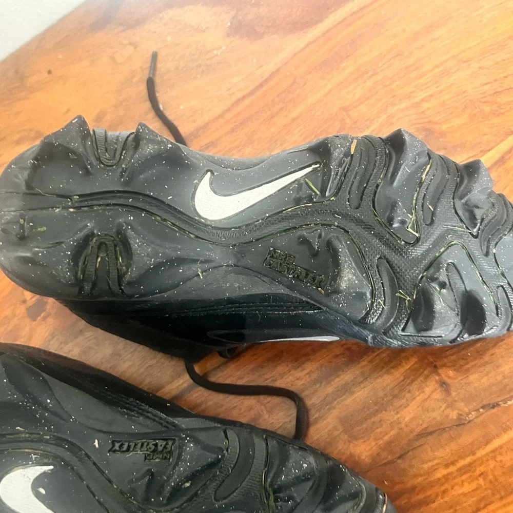 Black and Silver Athletic Shoes - Picture 3 of 5